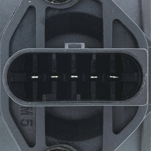 Charger l'image dans la galerie, 3MF301 Mass Air Flow Sensor with Housing Assembly Motorad
