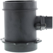 Charger l'image dans la galerie, 3MF439 Mass Air Flow Sensor with Housing Assembly Motorad
