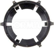 Charger l'image dans la galerie, 42415 Headlight Bulb Retainer Dorman - HELP Canada
