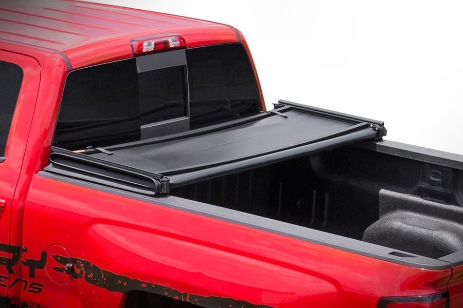 RC46419550 Bed Cover - Tri Fold - Soft - 5'7" Bed - No OE Rail - Toyota Tundra (07-23) Rough Country Canada