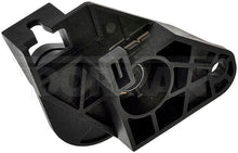 Charger l'image dans la galerie, 46911 Hood Release Handle Bracket Dorman - HELP Canada