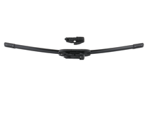 Charger l'image dans la galerie, 4836 Evolution Wiper Blade Bosch Canada