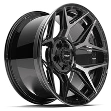 Charger l'image dans la galerie, 4P06-20100-5D55-18BBT - 4Play 4P06 20X10 5X127 / 5X139.7 ET-18mm Gloss Black with Brushed Face &amp; Tinted Clear - 4Play Wheels Canada