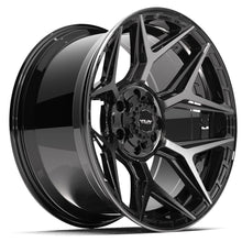 Charger l'image dans la galerie, 4P06-20100-6D55-18BBT - 4Play 4P06 20X10 6X139.7 / 6X135 ET-18mm Gloss Black with Brushed Face &amp; Tinted Clear - 4Play Wheels Canada