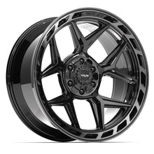 Charger l'image dans la galerie, 4P55-22100-6D55-18BBT - 4Play 4P55 22X10 6X139.7 / 6X135 ET-18mm Gloss Black with Brushed Face &amp; Tinted Clear - 4Play Wheels Canada