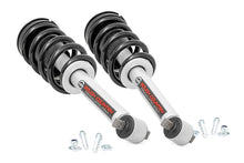 Charger l'image dans la galerie, 501034 Loaded Strut Pair - 5 Inch - Chevy/GMC 1500 (14-18) Rough Country Canada
