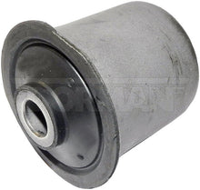 Charger l'image dans la galerie, 531-529 Suspension Control Arm Bushing Dorman - OE Solutions Canada