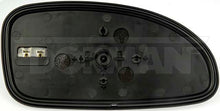 Charger l'image dans la galerie, 56003 Door Mirror Glass Dorman - HELP Canada