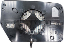 Charger l'image dans la galerie, 56128 Door Mirror Glass Dorman - HELP Canada