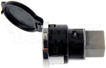 Charger l'image dans la galerie, 57019 USB Port Cover Dorman - HELP Canada