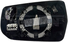 Charger l'image dans la galerie, 57617 Door Mirror Glass Dorman - HELP Canada