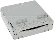 Charger l'image dans la galerie, 586-117 CD Player Dorman - OE Solutions Canada