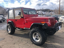 Load image into Gallery viewer, 61540 2.5 Inch Lift Kit - M1 - Jeep Wrangler YJ 4WD (1987-1995) Rough Country Canada