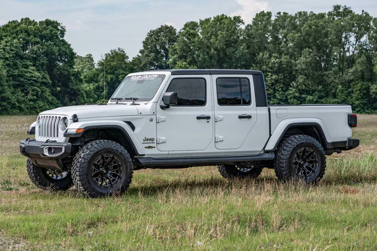 64870 2.5 Inch Leveling Kits - Springs - V2 - Jeep Gladiator JT (20-22) Rough Country Canada