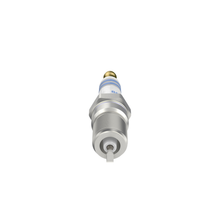 Load image into Gallery viewer, 6703 OE Fine Wire Platinum Spark Plug Bosch Canada