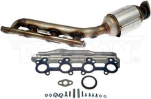 Charger l'image dans la galerie, 672-978 Catalytic Converter with Integrated Exhaust Manifold Dorman - OE Solutions Canada
