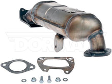 Charger l'image dans la galerie, 673-292 Catalytic Converter with Integrated Exhaust Manifold Dorman - OE Solutions Canada