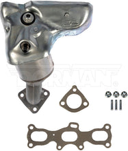 Load image into Gallery viewer, 673-606 Catalytic Converter with Integrated Exhaust Manifold Dorman - OE Solutions Canada