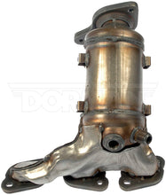 Charger l'image dans la galerie, 673-837 Catalytic Converter with Integrated Exhaust Manifold Dorman - OE Solutions Canada