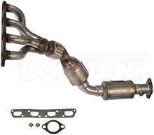 Load image into Gallery viewer, 674-862 Catalytic Converter with Integrated Exhaust Manifold Dorman - OE Solutions Canada