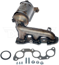 Load image into Gallery viewer, 673-882 Catalytic Converter with Integrated Exhaust Manifold Dorman - OE Solutions Canada