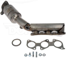 Load image into Gallery viewer, 673-064 Catalytic Converter with Integrated Exhaust Manifold Dorman - OE Solutions Canada