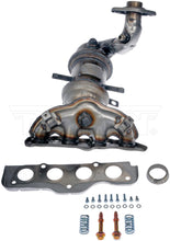 Charger l'image dans la galerie, 673-300 Catalytic Converter with Integrated Exhaust Manifold Dorman - OE Solutions Canada