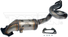 Charger l'image dans la galerie, 673-306 Catalytic Converter with Integrated Exhaust Manifold Dorman - OE Solutions Canada