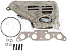 Load image into Gallery viewer, 674-556 Exhaust Manifold Dorman - OE Solutions Canada