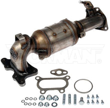 Load image into Gallery viewer, 673-565 Catalytic Converter with Integrated Exhaust Manifold Dorman - OE Solutions Canada