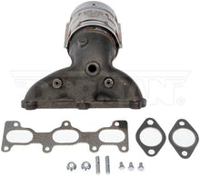 Load image into Gallery viewer, 673-677 Catalytic Converter with Integrated Exhaust Manifold Dorman - OE Solutions Canada