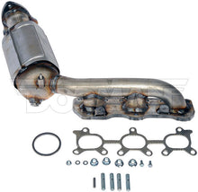 Load image into Gallery viewer, 674-678 Catalytic Converter with Integrated Exhaust Manifold Dorman - OE Solutions Canada