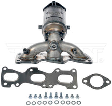 Load image into Gallery viewer, 674-828 Catalytic Converter with Integrated Exhaust Manifold Dorman - OE Solutions Canada