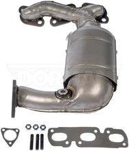 Load image into Gallery viewer, 674-857 Catalytic Converter with Integrated Exhaust Manifold Dorman - OE Solutions Canada