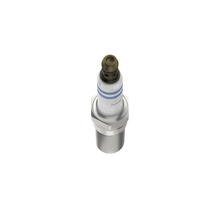 Load image into Gallery viewer, 6745 OE Fine Wire Platinum Spark Plug Bosch Canada