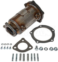 Load image into Gallery viewer, 679-508 Catalytic Converter Dorman - OE Solutions Canada