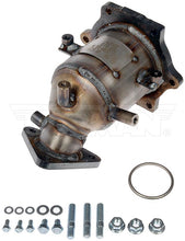 Charger l'image dans la galerie, 678-514 Catalytic Converter Dorman - OE Solutions Canada