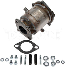 Load image into Gallery viewer, 679-520 Catalytic Converter Dorman - OE Solutions Canada