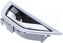 Charger l'image dans la galerie, 67935 Interior Door Handle Dorman - HELP Canada