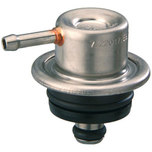 Charger l'image dans la galerie, 7.22017.52.0 Fuel Pressure Regulator Pierburg Canada