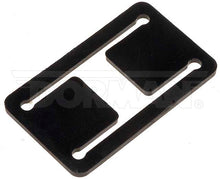Charger l'image dans la galerie, 74325 Seat Belt Clip Dorman - HELP Canada