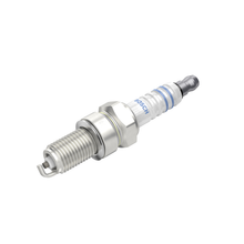 Charger l'image dans la galerie, 7445 Nickel Spark Plug Bosch Canada