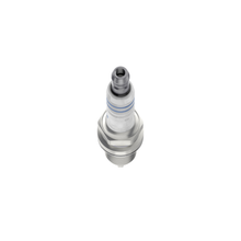 Charger l'image dans la galerie, 7447 Nickel Spark Plug Bosch Canada
