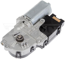 Charger l'image dans la galerie, 747-991 Sunroof Motor Dorman - OE Solutions Canada