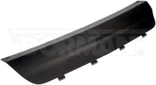 Charger l'image dans la galerie, 74955 Trailer Hitch Cover Dorman - HELP Canada