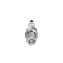 Load image into Gallery viewer, 7562 Nickel Spark Plug Bosch Canada