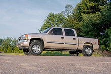 Charger l'image dans la galerie, 7592 1.5-2 Inch Leveling Kit - Chevy/GMC 1500 (99-06 &amp; Classic) Rough Country Canada
