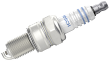Load image into Gallery viewer, 7606 Nickel Spark Plug Bosch Canada