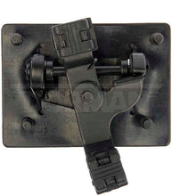 Load image into Gallery viewer, 77498 Exterior Door Handle Dorman - HELP Canada