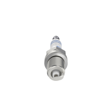 Load image into Gallery viewer, 79015 Nickel Spark Plug Bosch Canada